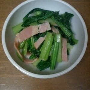 小松菜とベーコンのめんつゆ炒め